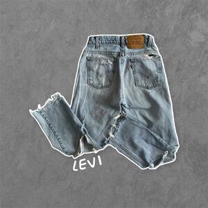 Levi Women’s Relaxed Fit Light Blue Jeans